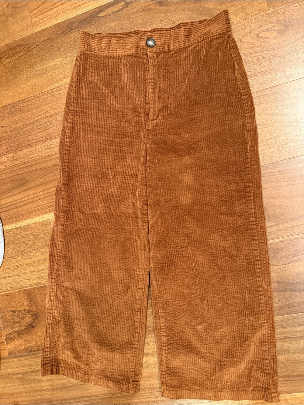 Wide Leg Crop in classic corduroy